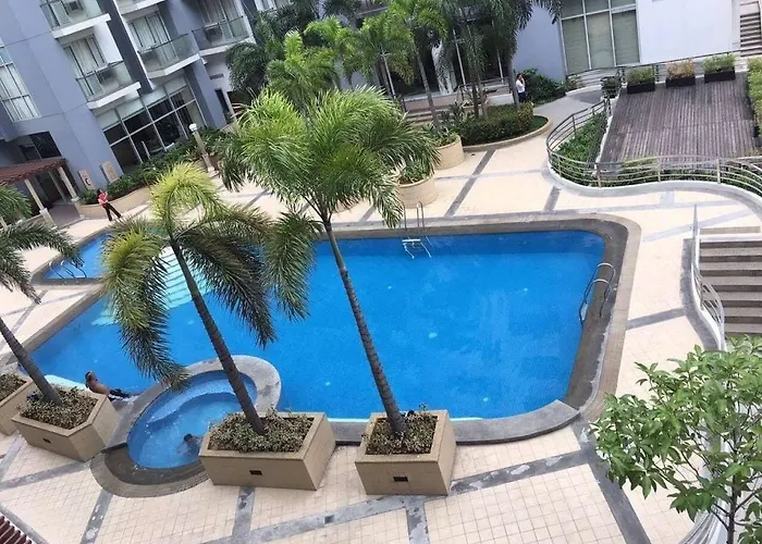 Apartment One Palm Tree